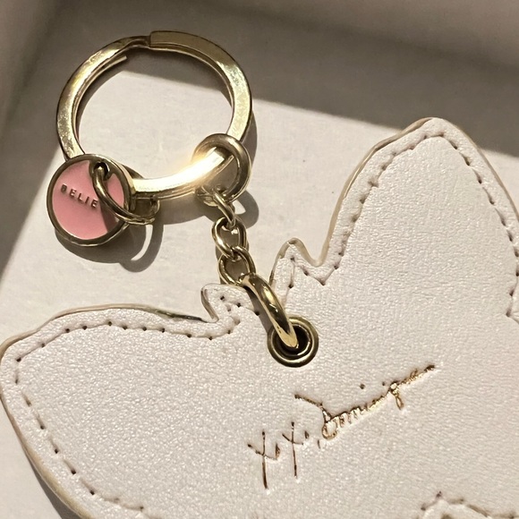 Papyrus leather embroidered butterfly key ring - Believe - Picture 2 of 3